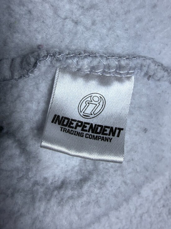 Taylor Swift 1989 T. S. Official Hoodie, Size L, Gray and Purple Long Sleeve - Picture 15 of 16